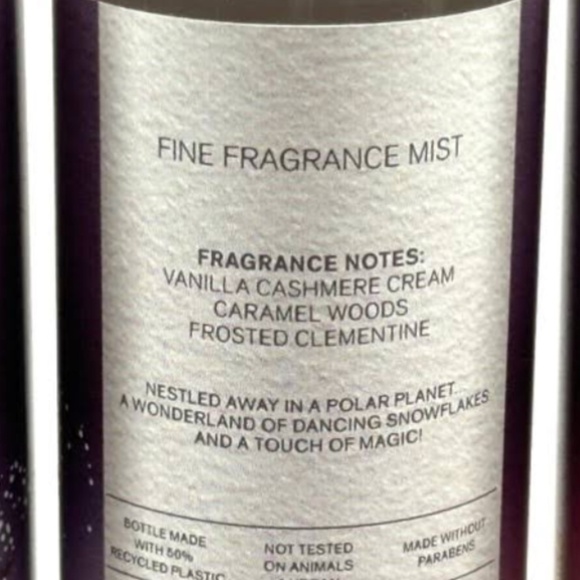 Bath and Body Works Snowflakes & Cashmere Fine Mist 8 oz, New Gift Bag🎁 - Picture 2 of 6